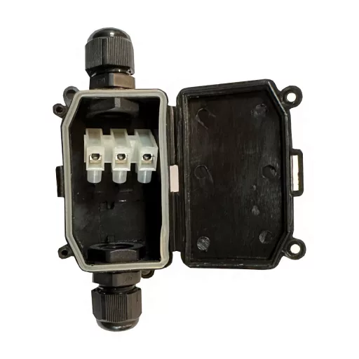 IP65 vízhatlan kötődoboz, 450V/24A, 3*0,5mm-2,5mm vezetékhez! Minden kültéri lámpatest elengedhetetlen kelléke! Life Light Led