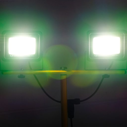 Állványos Led munkalámpa, Led reflektor, 2x30W hideg fehér, strapabíró